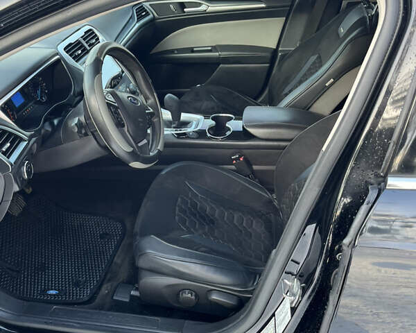 Чорний Форд Фьюжен, об'ємом двигуна 2.49 л та пробігом 201 тис. км за 8700 $, фото 9 на Automoto.ua