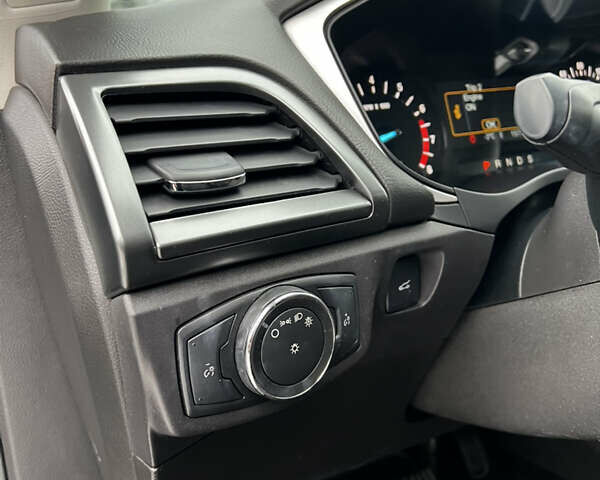 Чорний Форд Фьюжен, об'ємом двигуна 2.49 л та пробігом 157 тис. км за 9950 $, фото 17 на Automoto.ua