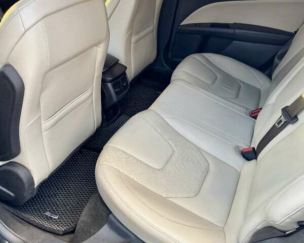 Форд Фьюжен 2015 у Львові на Automoto.ua Чорний Форд Фьюжен, об'ємом двигуна 2 л та пробігом 187 тис. км за 9900 $, фото 9 на Automoto.ua