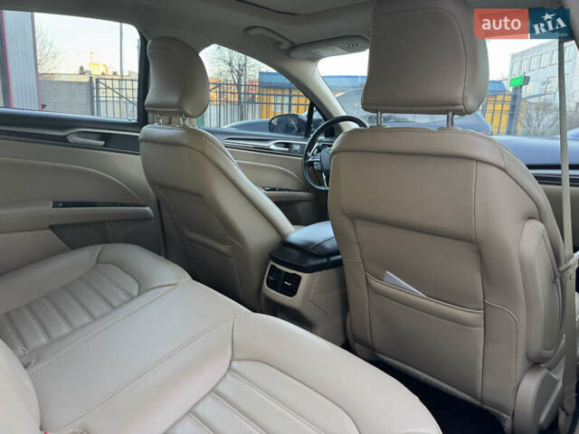 Черный Форд Фьюжн, объемом двигателя 2 л и пробегом 161 тыс. км за 11000 $, фото 13 на Automoto.ua