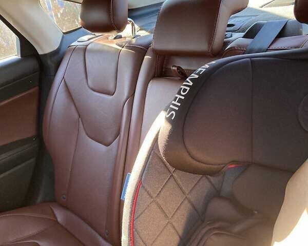 Чорний Форд Фьюжен, об'ємом двигуна 2 л та пробігом 130 тис. км за 13500 $, фото 8 на Automoto.ua