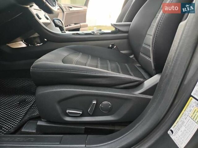 Черный Форд Фьюжн, объемом двигателя 2.49 л и пробегом 234 тыс. км за 8999 $, фото 3 на Automoto.ua