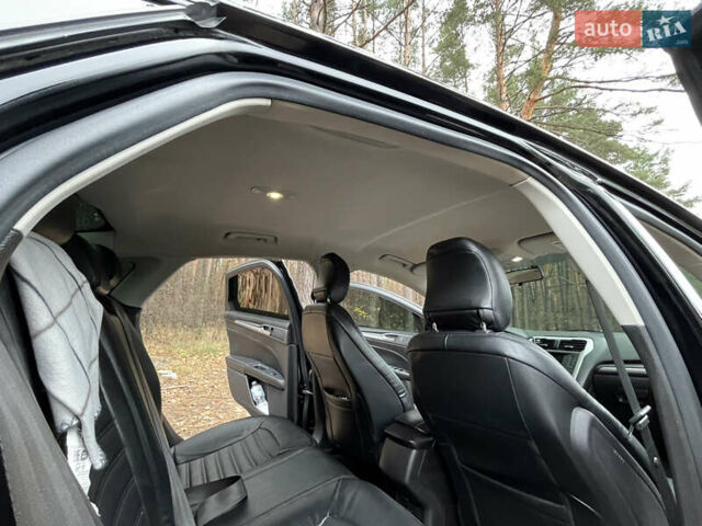 Чорний Форд Фьюжен, об'ємом двигуна 2.5 л та пробігом 219 тис. км за 10000 $, фото 23 на Automoto.ua