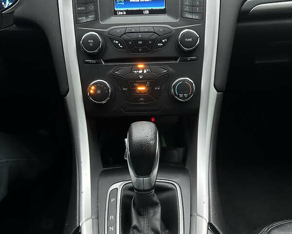 Черный Форд Фьюжн, объемом двигателя 2.49 л и пробегом 225 тыс. км за 9300 $, фото 19 на Automoto.ua