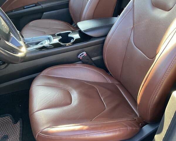 Чорний Форд Фьюжен, об'ємом двигуна 2 л та пробігом 130 тис. км за 13500 $, фото 10 на Automoto.ua