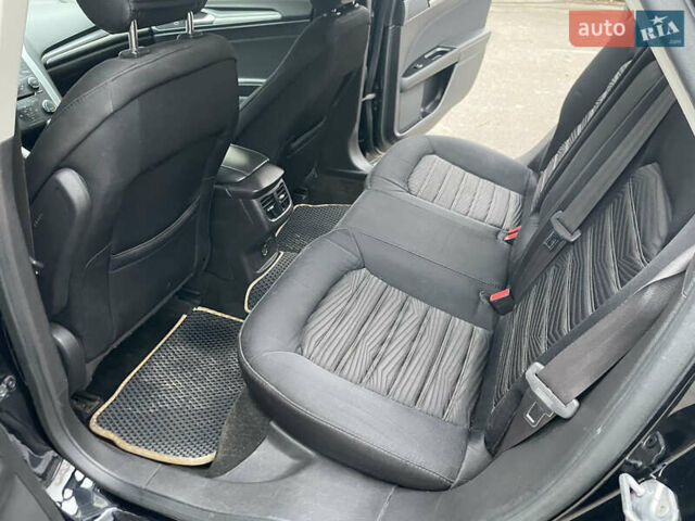 Черный Форд Фьюжн, объемом двигателя 2.49 л и пробегом 265 тыс. км за 10500 $, фото 14 на Automoto.ua