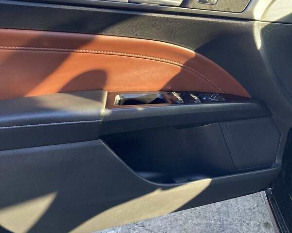 Чорний Форд Фьюжен, об'ємом двигуна 2 л та пробігом 130 тис. км за 13500 $, фото 9 на Automoto.ua