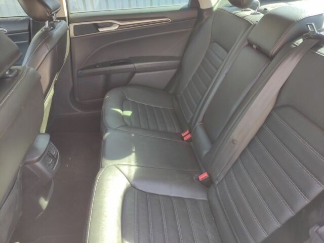 Черный Форд Фьюжн, объемом двигателя 2 л и пробегом 200 тыс. км за 9800 $, фото 5 на Automoto.ua