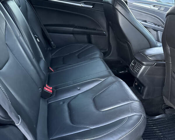 Чорний Форд Фьюжен, об'ємом двигуна 2 л та пробігом 165 тис. км за 7399 $, фото 9 на Automoto.ua