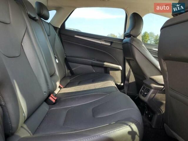 Форд Фьюжен 2015 у Івано-Франківську на Automoto.ua Чорний Форд Фьюжен, об'ємом двигуна 2 л та пробігом 99 тис. км за 1900 $, фото 2 на Automoto.ua