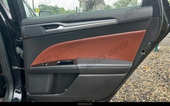 Черный Форд Фьюжн, объемом двигателя 2 л и пробегом 120 тыс. км за 13500 $, фото 12 на Automoto.ua