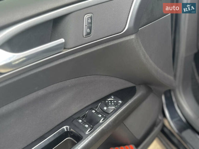 Чорний Форд Фьюжен, об'ємом двигуна 2.49 л та пробігом 230 тис. км за 8700 $, фото 28 на Automoto.ua