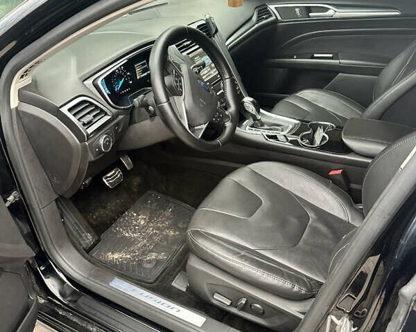 Чорний Форд Фьюжен, об'ємом двигуна 2 л та пробігом 101 тис. км за 12300 $, фото 11 на Automoto.ua