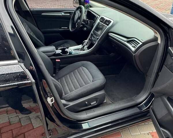 Черный Форд Фьюжн, объемом двигателя 2.5 л и пробегом 177 тыс. км за 8800 $, фото 2 на Automoto.ua