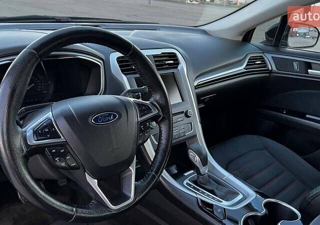 Чорний Форд Фьюжен, об'ємом двигуна 2.5 л та пробігом 165 тис. км за 12200 $, фото 11 на Automoto.ua