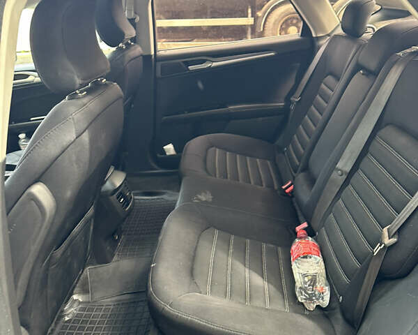 Черный Форд Фьюжн, объемом двигателя 2.5 л и пробегом 195 тыс. км за 7900 $, фото 23 на Automoto.ua