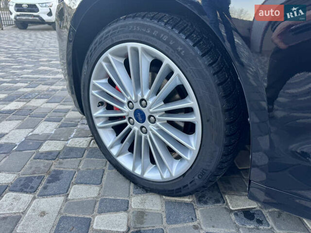 Черный Форд Фьюжн, объемом двигателя 2 л и пробегом 161 тыс. км за 11000 $, фото 9 на Automoto.ua