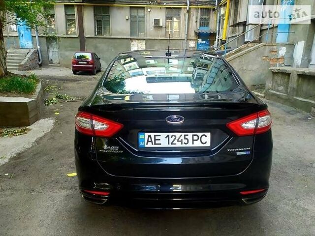 Чорний Форд Фьюжен, об'ємом двигуна 2 л та пробігом 200 тис. км за 12000 $, фото 8 на Automoto.ua
