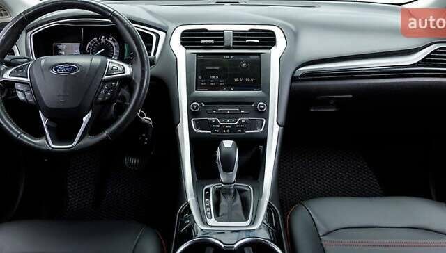 Чорний Форд Фьюжен, об'ємом двигуна 2.49 л та пробігом 238 тис. км за 9550 $, фото 25 на Automoto.ua