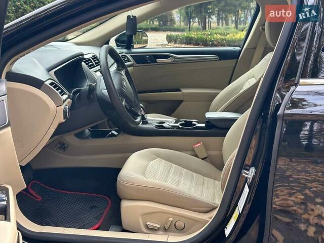 Черный Форд Фьюжн, объемом двигателя 1.5 л и пробегом 96 тыс. км за 8999 $, фото 7 на Automoto.ua