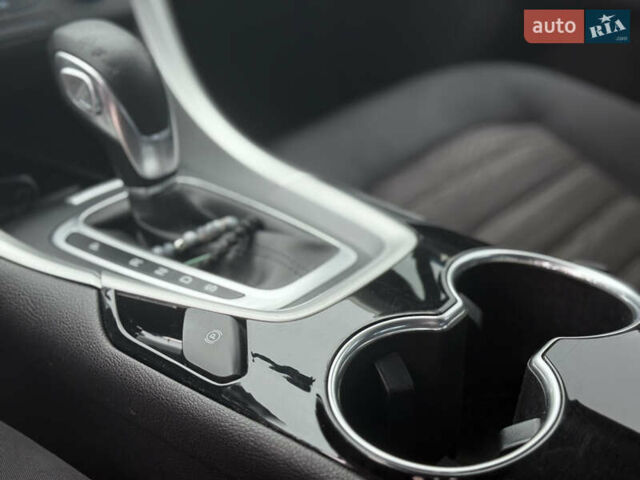 Чорний Форд Фьюжен, об'ємом двигуна 2.49 л та пробігом 230 тис. км за 8700 $, фото 25 на Automoto.ua