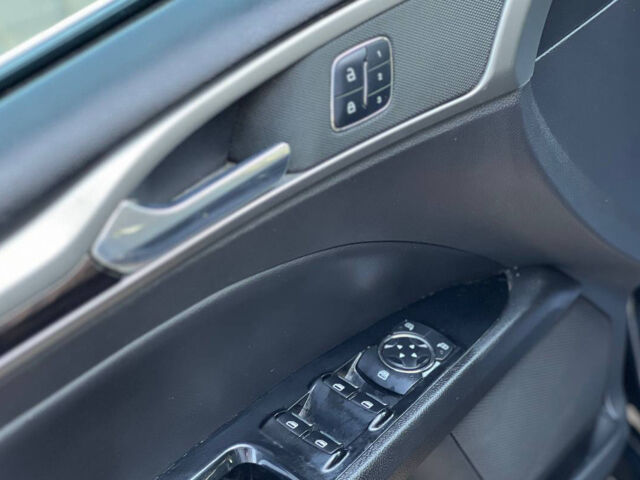 Черный Форд Фьюжн, объемом двигателя 1.5 л и пробегом 163 тыс. км за 10300 $, фото 7 на Automoto.ua