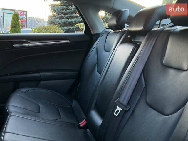 Черный Форд Фьюжн, объемом двигателя 2 л и пробегом 170 тыс. км за 10500 $, фото 20 на Automoto.ua