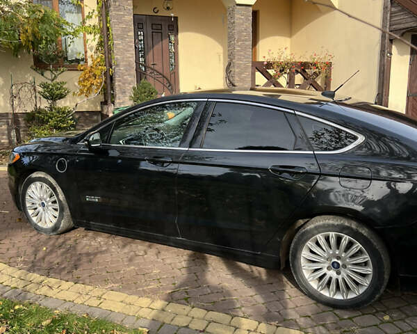 Чорний Форд Фьюжен, об'ємом двигуна 2 л та пробігом 241 тис. км за 11200 $, фото 5 на Automoto.ua