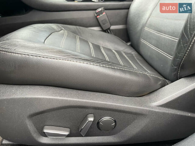 Чорний Форд Фьюжен, об'ємом двигуна 2 л та пробігом 131 тис. км за 11999 $, фото 20 на Automoto.ua