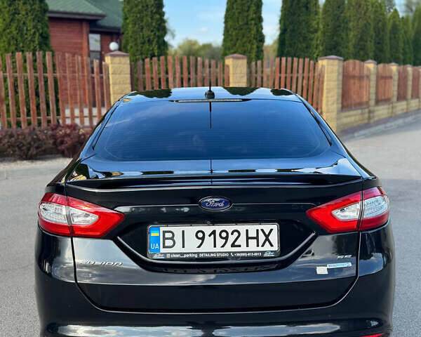 Чорний Форд Фьюжен, об'ємом двигуна 2 л та пробігом 170 тис. км за 9300 $, фото 1 на Automoto.ua