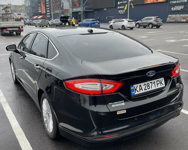 Чорний Форд Фьюжен, об'ємом двигуна 2 л та пробігом 131 тис. км за 11999 $, фото 6 на Automoto.ua