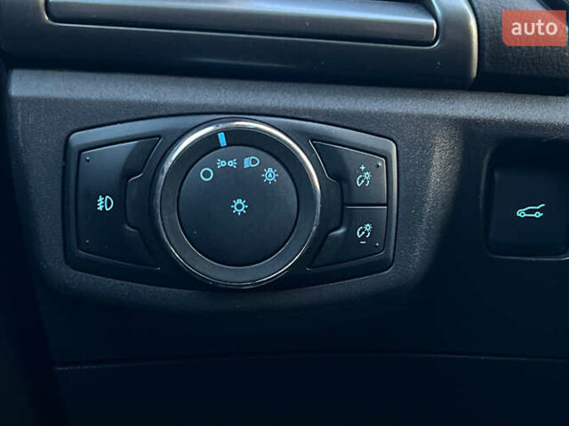 Чорний Форд Фьюжен, об'ємом двигуна 2 л та пробігом 170 тис. км за 11500 $, фото 17 на Automoto.ua