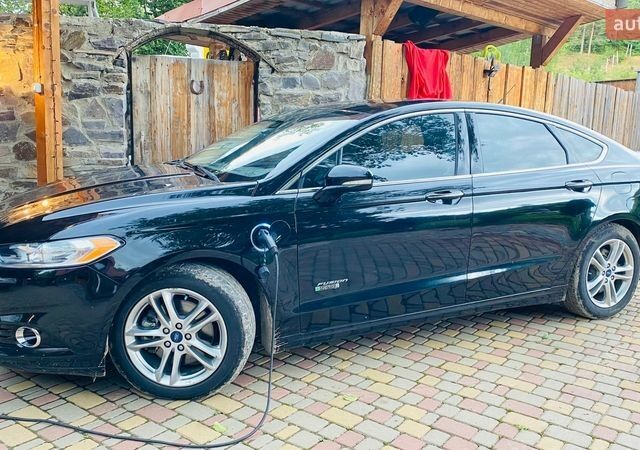 Черный Форд Фьюжн, объемом двигателя 2 л и пробегом 175 тыс. км за 15990 $, фото 3 на Automoto.ua