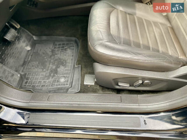 Черный Форд Фьюжн, объемом двигателя 2 л и пробегом 249 тыс. км за 10977 $, фото 31 на Automoto.ua