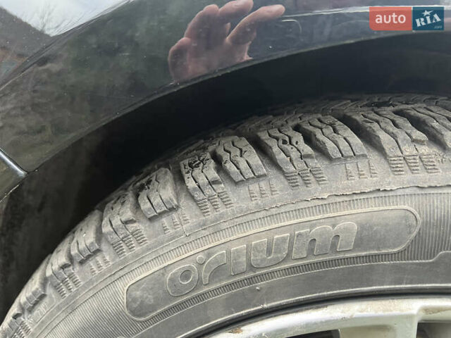 Чорний Форд Фьюжен, об'ємом двигуна 2 л та пробігом 137 тис. км за 11600 $, фото 46 на Automoto.ua