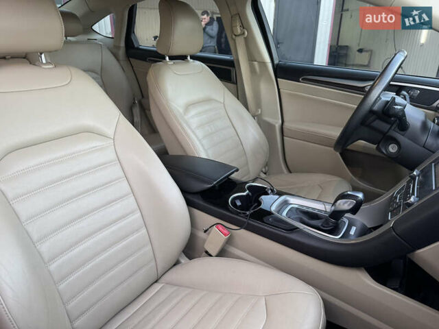 Черный Форд Фьюжн, объемом двигателя 2 л и пробегом 161 тыс. км за 11000 $, фото 15 на Automoto.ua