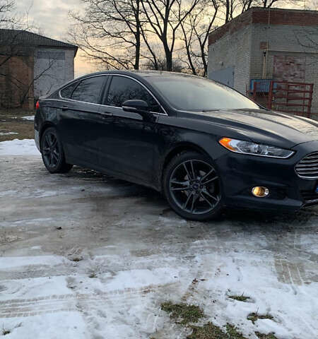 Черный Форд Фьюжн, объемом двигателя 2 л и пробегом 180 тыс. км за 10500 $, фото 5 на Automoto.ua