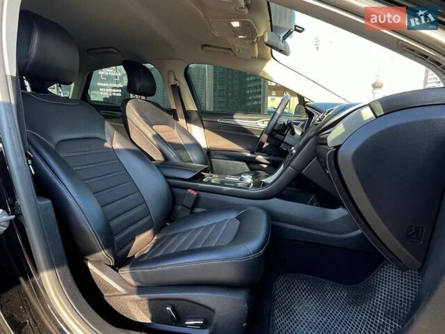 Форд Фьюжен 2016 у Києві на Automoto.ua Чорний Форд Фьюжен, об'ємом двигуна 2 л та пробігом 181 тис. км за 10990 $, фото 13 на Automoto.ua