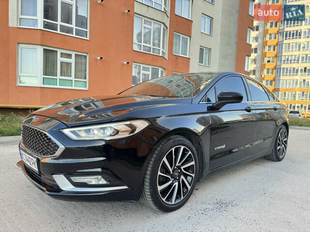 Чорний Форд Фьюжен, об'ємом двигуна 2 л та пробігом 171 тис. км за 12900 $, фото 11 на Automoto.ua