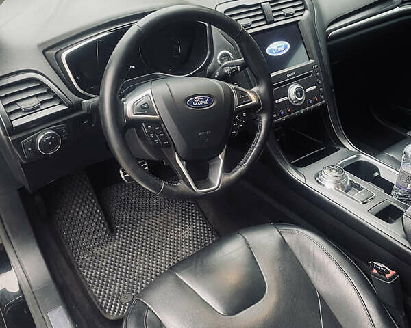 Чорний Форд Фьюжен, об'ємом двигуна 2 л та пробігом 210 тис. км за 12000 $, фото 9 на Automoto.ua