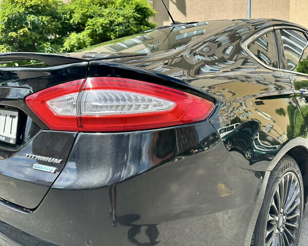 Чорний Форд Фьюжен, об'ємом двигуна 2 л та пробігом 168 тис. км за 11800 $, фото 9 на Automoto.ua