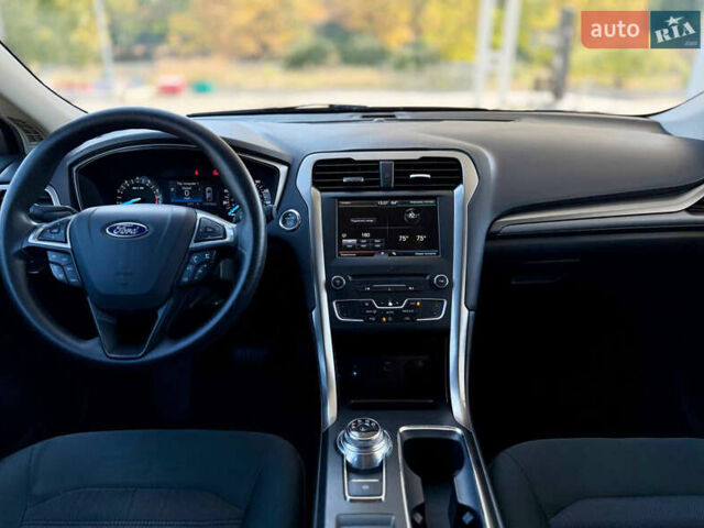 Черный Форд Фьюжн, объемом двигателя 2.5 л и пробегом 176 тыс. км за 10999 $, фото 30 на Automoto.ua