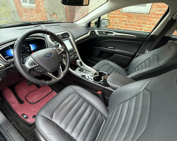 Чорний Форд Фьюжен, об'ємом двигуна 2 л та пробігом 146 тис. км за 12500 $, фото 6 на Automoto.ua