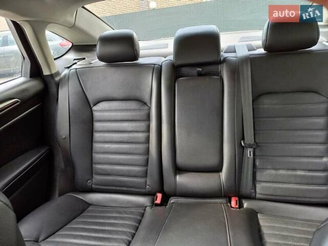 Форд Фьюжен 2016 у Львові на Automoto.ua Чорний Форд Фьюжен, об'ємом двигуна 2 л та пробігом 260 тис. км за 9500 $, фото 15 на Automoto.ua