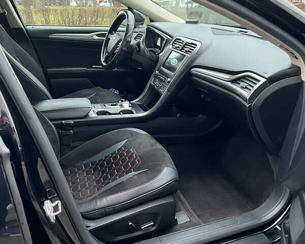 Черный Форд Фьюжн, объемом двигателя 2.49 л и пробегом 141 тыс. км за 10700 $, фото 8 на Automoto.ua