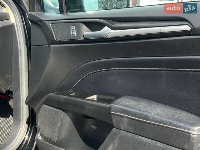 Черный Форд Фьюжн, объемом двигателя 2 л и пробегом 110 тыс. км за 9500 $, фото 27 на Automoto.ua