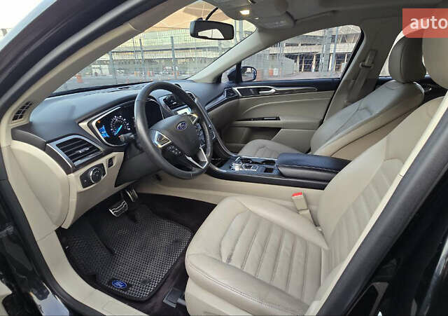 Черный Форд Фьюжн, объемом двигателя 2 л и пробегом 178 тыс. км за 14000 $, фото 9 на Automoto.ua