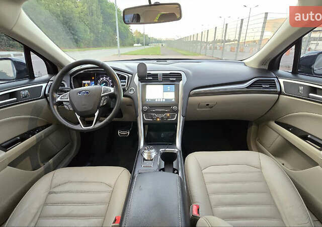 Черный Форд Фьюжн, объемом двигателя 2 л и пробегом 178 тыс. км за 14000 $, фото 15 на Automoto.ua