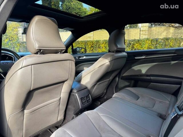 Черный Форд Фьюжн, объемом двигателя 2.7 л и пробегом 178 тыс. км за 13490 $, фото 27 на Automoto.ua