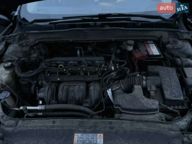 Черный Форд Фьюжн, объемом двигателя 2.49 л и пробегом 226 тыс. км за 10900 $, фото 23 на Automoto.ua